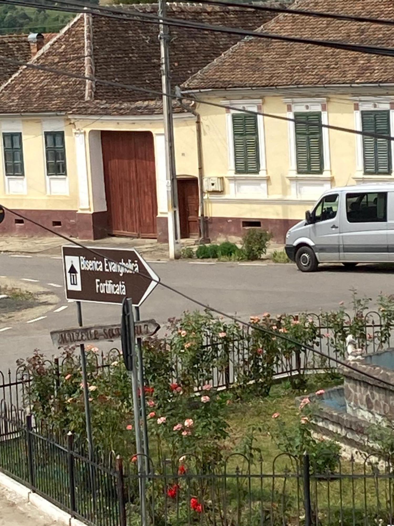 ,, La Maison Concordia " Cincu Exteriör bild
